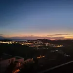 Mare Nostrum,12 Personen, Panoramisch Zeezicht בית נופש *