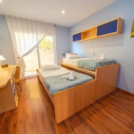 Mare Nostrum,12 Personen, Panoramisch Zeezicht