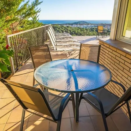 Ferienhaus Mare Nostrum,12 Personen, Panoramisch Zeezicht *