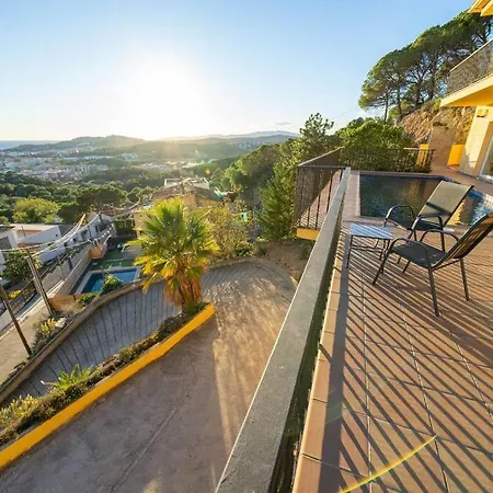 Mare Nostrum,12 Personen, Panoramisch Zeezicht Holiday home *