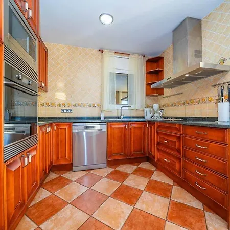 Mare Nostrum,12 Personen, Panoramisch Zeezicht