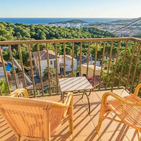 Mare Nostrum,12 Personen, Panoramisch Zeezicht Holiday home *