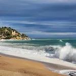 Hébergement de vacances Mare Nostrum,12 Personen, Panoramisch Zeezicht Lloret de Mar