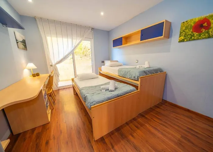 Mare Nostrum,12 Personen, Panoramisch Zeezicht