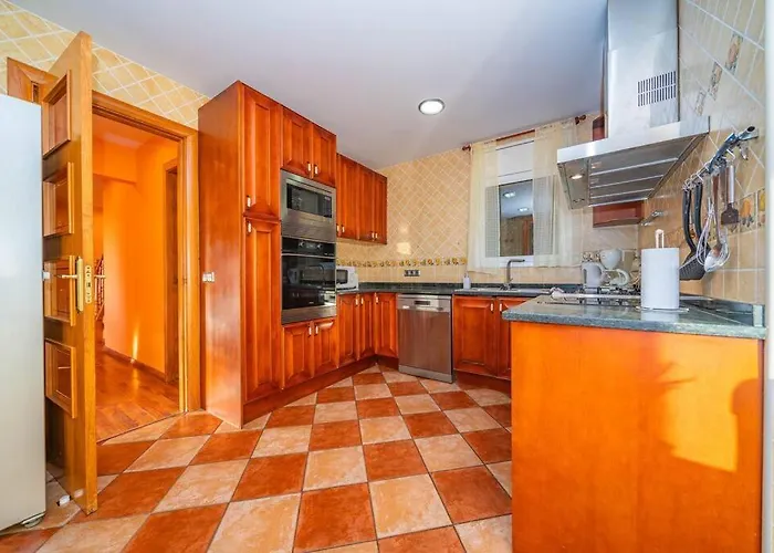 Mare Nostrum,12 Personen, Panoramisch Zeezicht